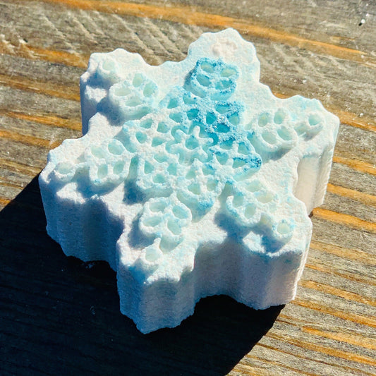 Snowflake Bath Bombs & Shower Steamers, Bath Fizzies, Winter Wonderland, Warm Cozy Scent, 3 oz each